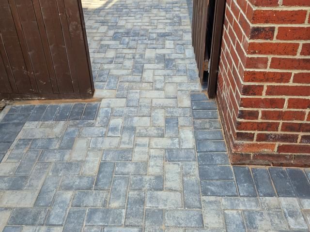 block-paved-driveway (4)-kireth-ai